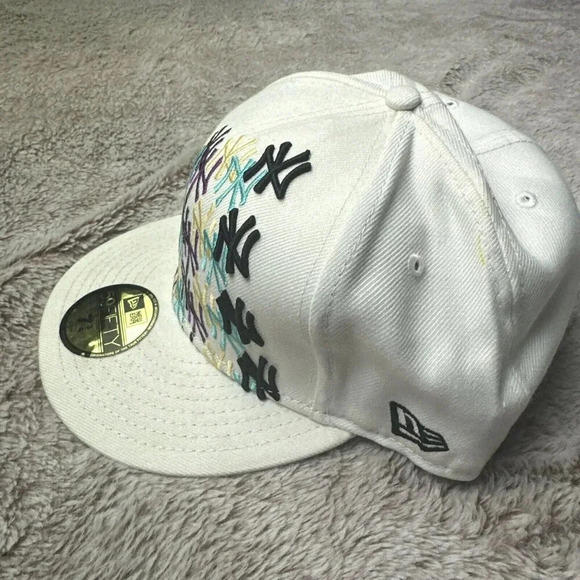 New York Yankee Hat White 7 3/4 59 Fifty New Era Genuine Merchandise Big Words - Picture 2 of 16